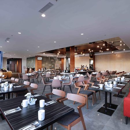 Aston Inn Pandanaran Semarang Eksteriør bilde