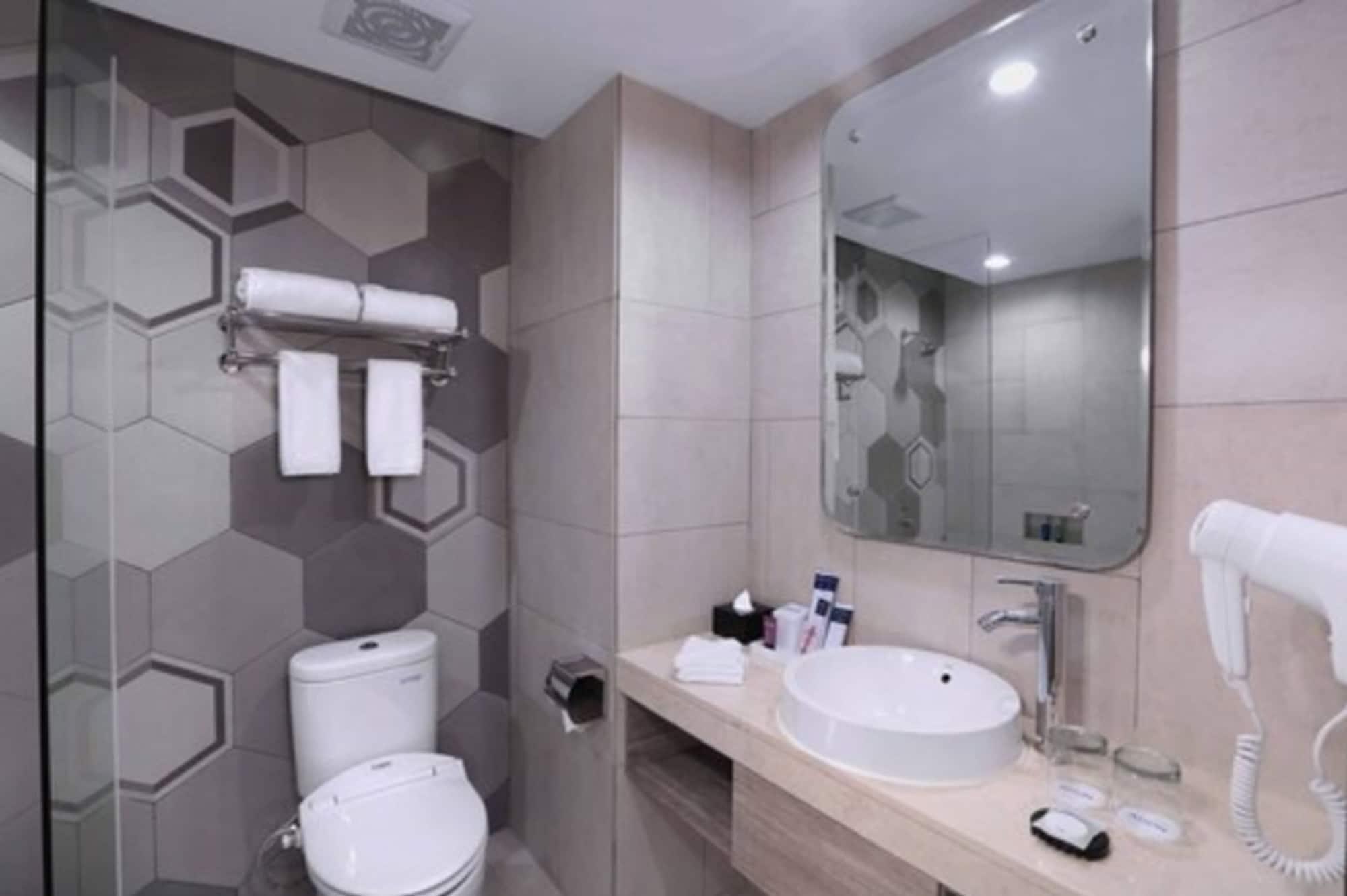 Aston Inn Pandanaran Semarang Eksteriør bilde