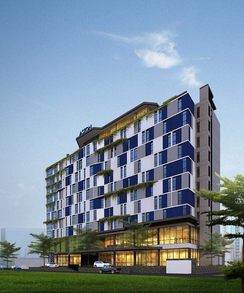 Aston Inn Pandanaran Semarang Eksteriør bilde