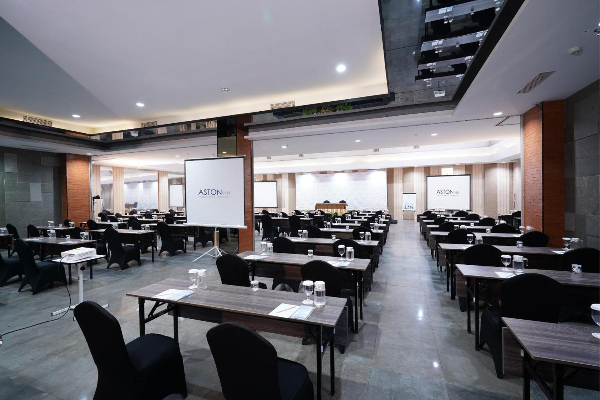 Aston Inn Pandanaran Semarang Eksteriør bilde